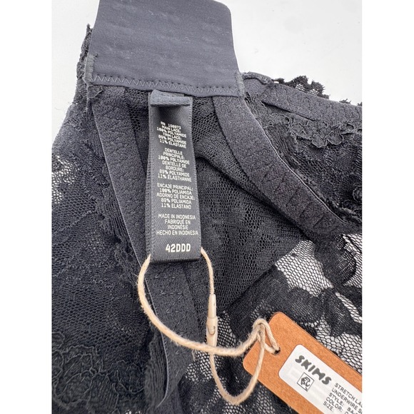 SKIMS‎ Stretch Lace Unlined Demi Bra Black Soot 42DDD - Picture 6 of 7